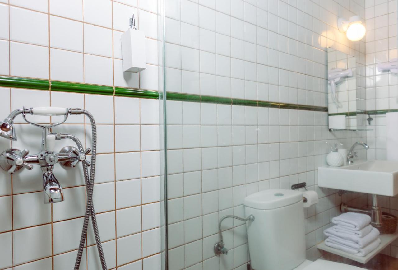 Ecoverode Hotel Emblematico Vegetariano Vegano Arona  Εξωτερικό φωτογραφία