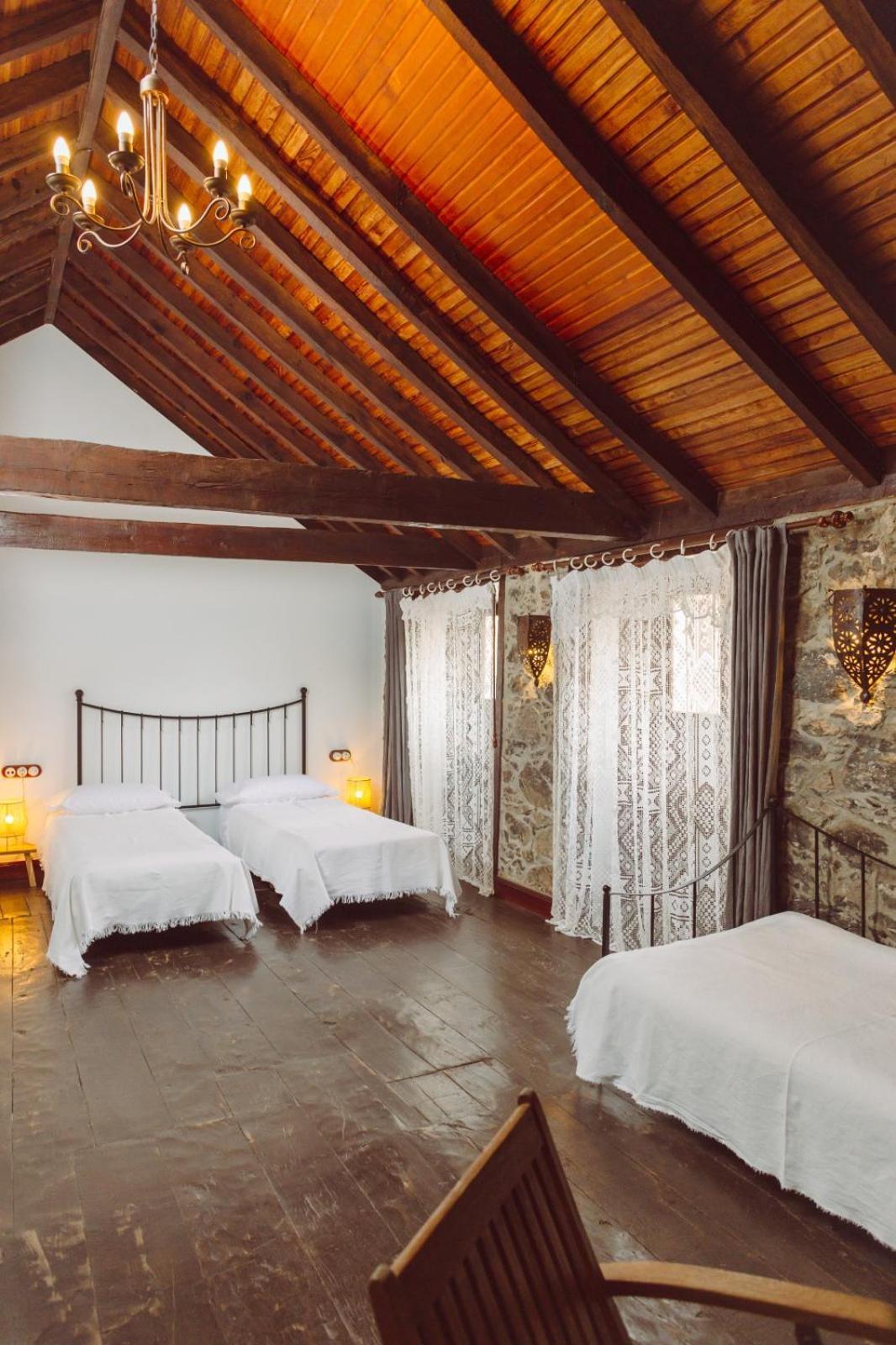 Ecoverode Hotel Emblematico Vegetariano Vegano Arona  Εξωτερικό φωτογραφία