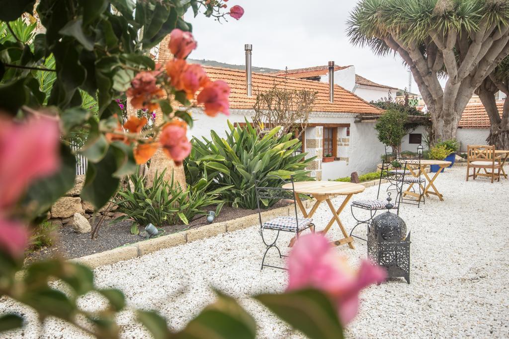 Ecoverode Hotel Emblematico Vegetariano Vegano Arona  Εξωτερικό φωτογραφία